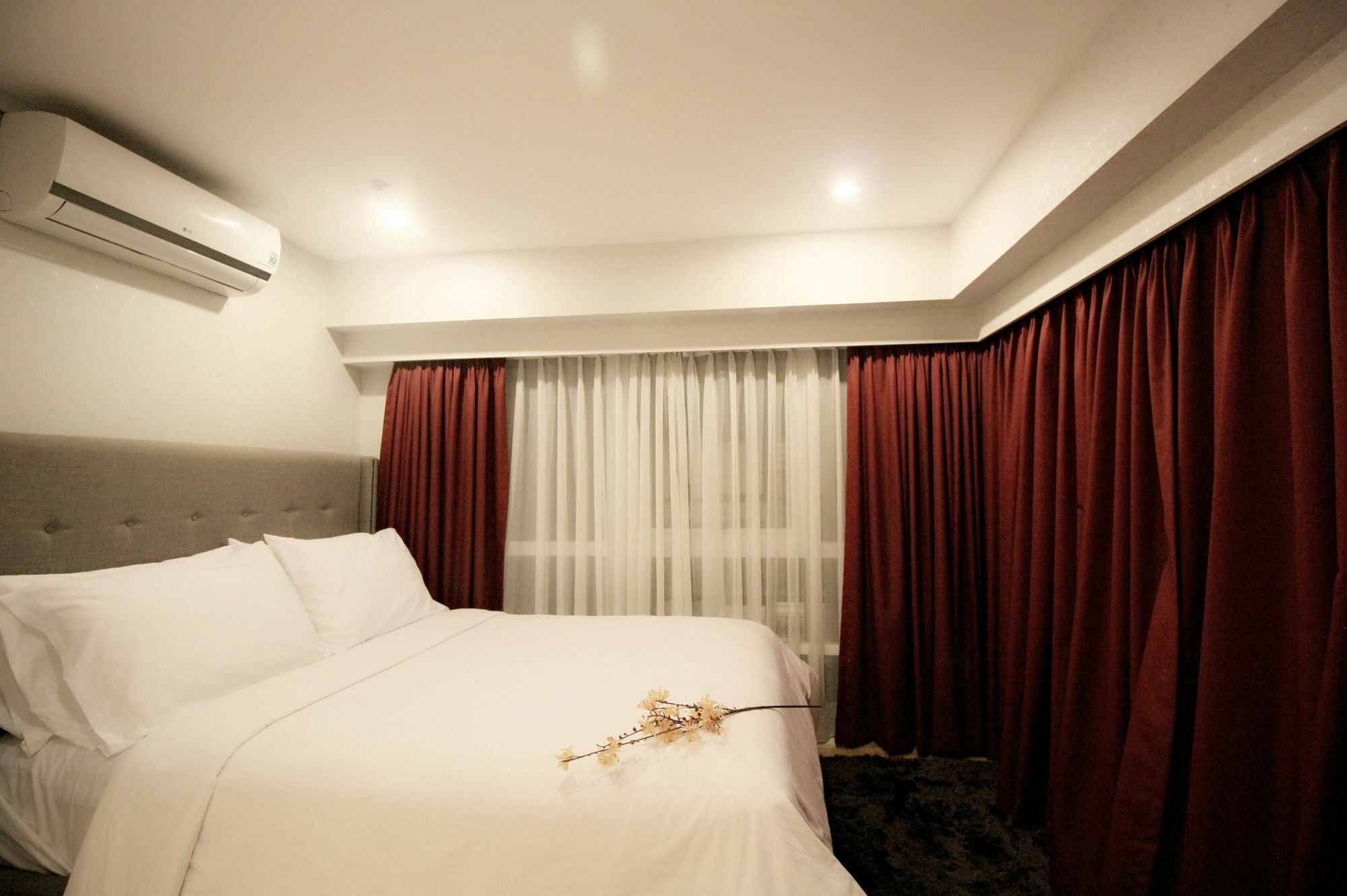 Maxstays - Max Style @ Fort Victoria Makati City Екстер'єр фото