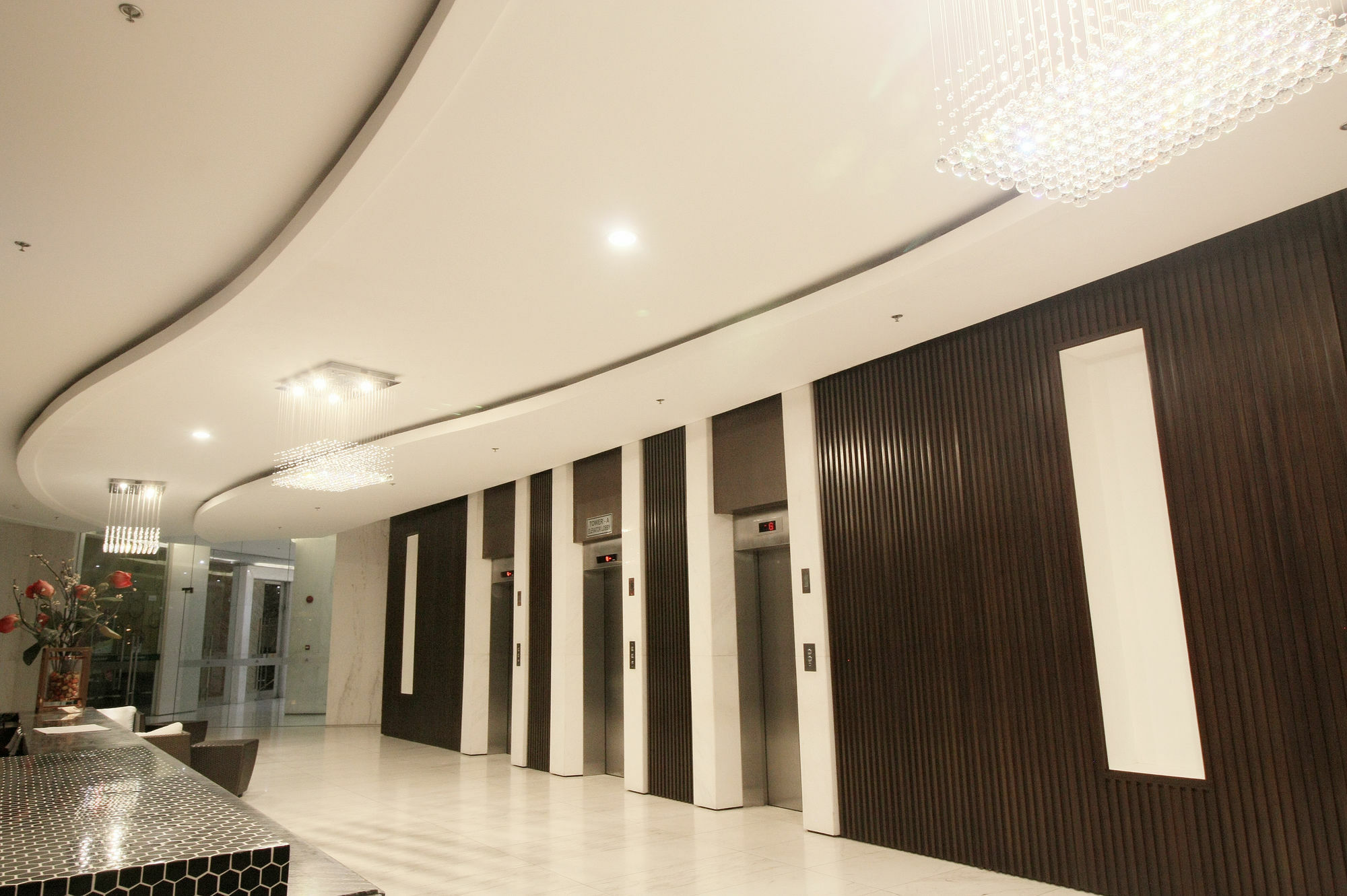 Maxstays - Max Style @ Fort Victoria Makati City Екстер'єр фото